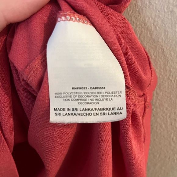 Nike Dri-Fit V-Neck Cinched Running Top - Picture 6 of 6